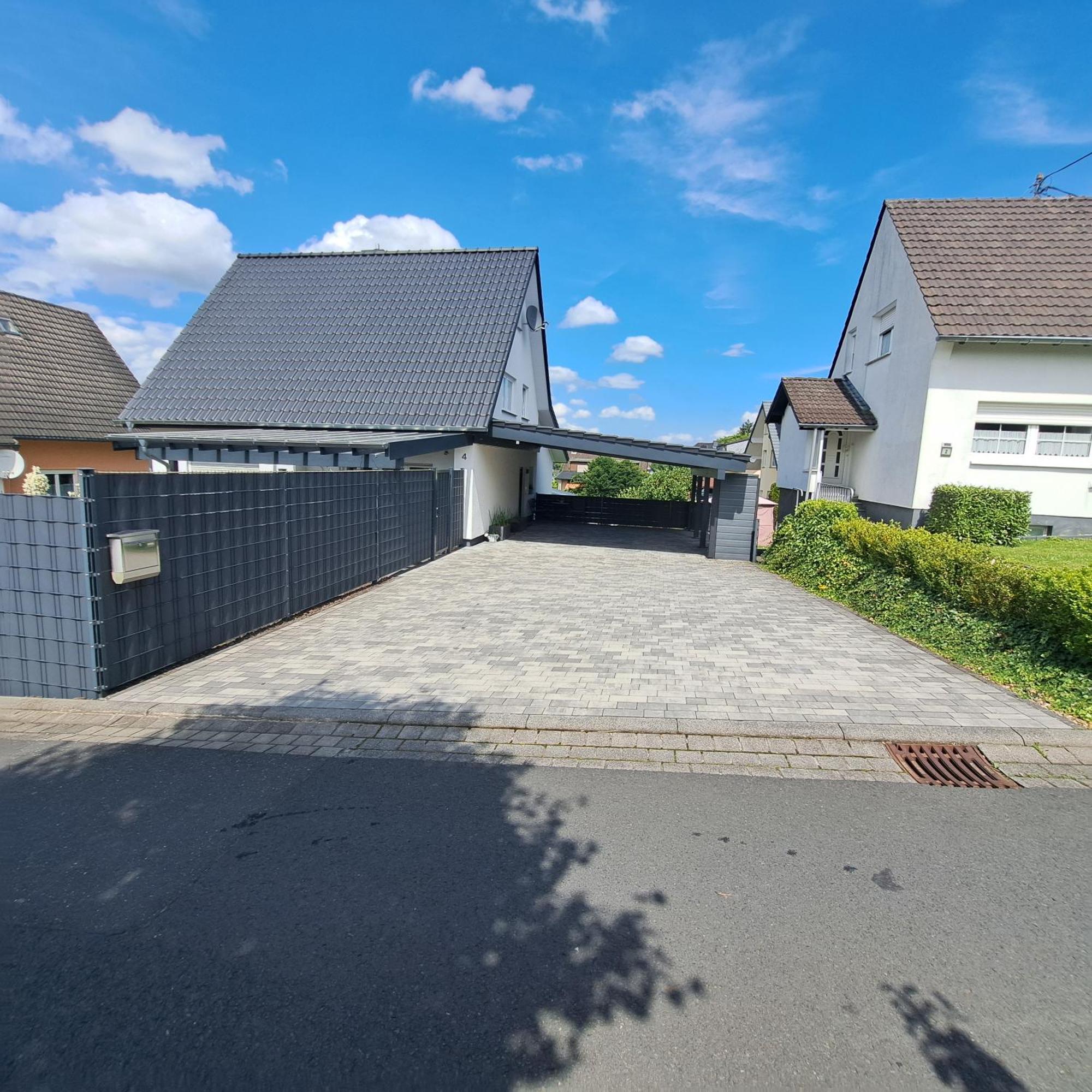 Wunderschoenes 2 Zimmer Apartment Inkl. Parkplatz Asbach  Luaran gambar